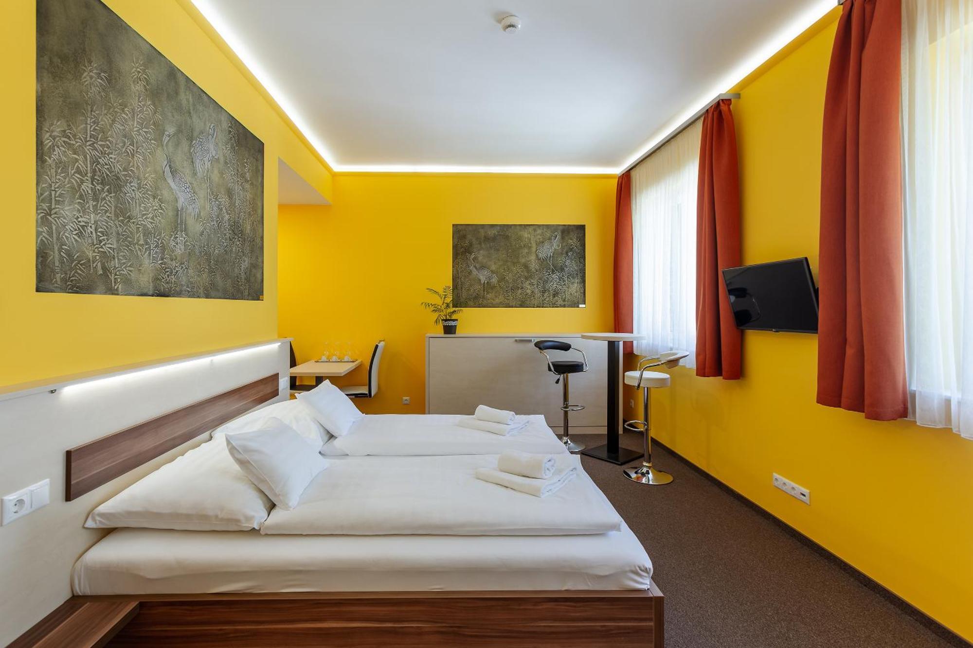 Hostel Mayer Superior Veszprém Exterior foto